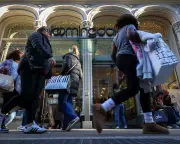 Trumponomics 2025: A Year of Contradictions - Growth vs. Inflation & Jobs