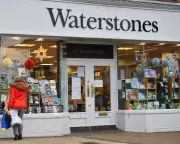 Waterstones and Barnes & Noble Owner Elliott Plans London Stock Market Listing