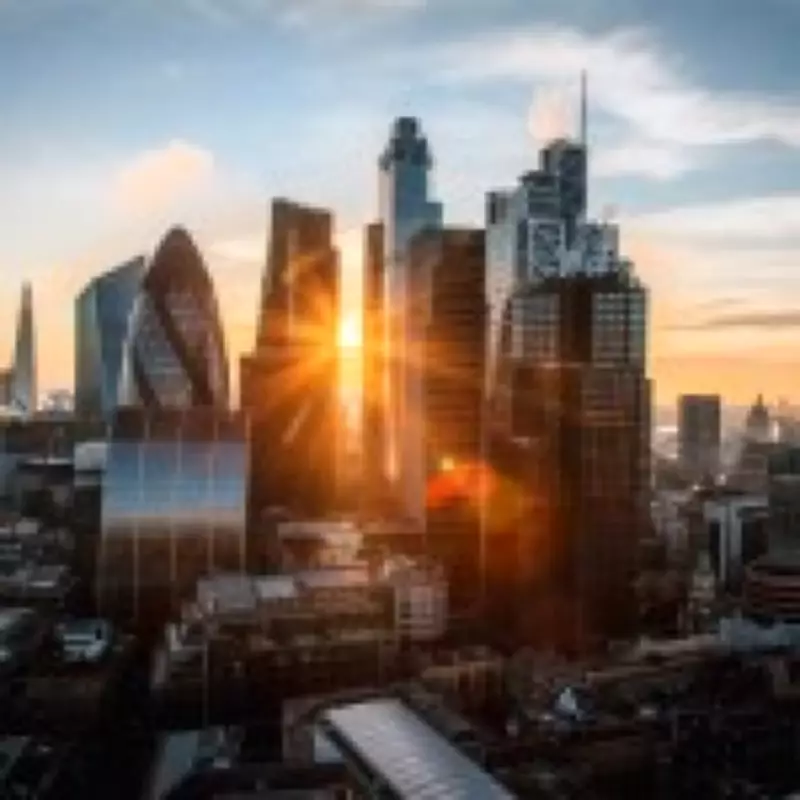 10 Unmissable London Deals: Soho Dining, Bowling & Spa Days