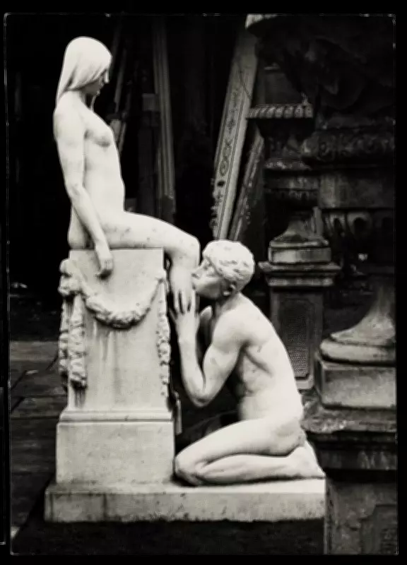 Don McCullin's 'Broken Beauty' Exhibition Confronts War's Legacy Through Ancient Ruins