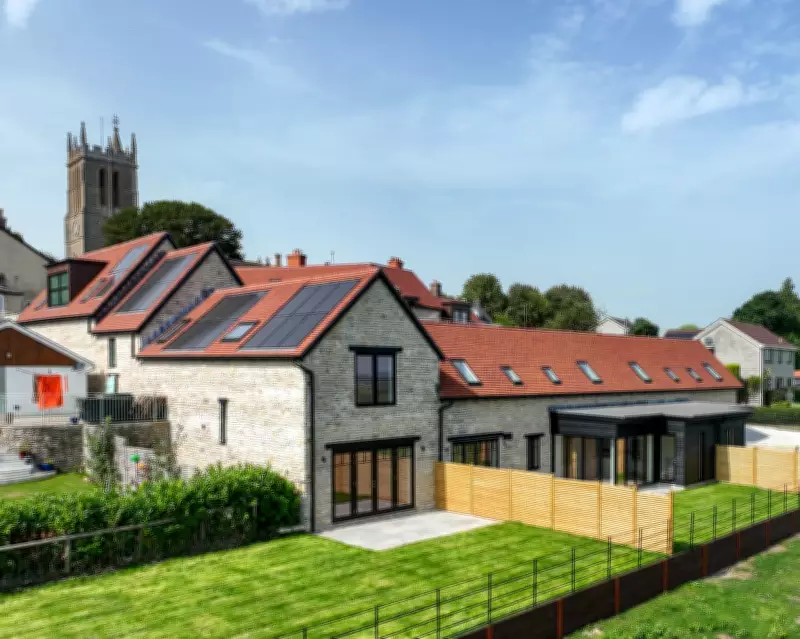Eco-Friendly Homes for Sale in England: Solar Panels & Heat Pumps