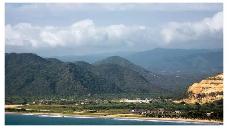 Five Severed Heads Found Hanging at Ecuador's Puerto Lopez Beach
