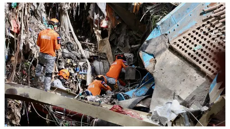 Four dead, dozens missing as 'rubbish avalanche' buries Philippines landfill