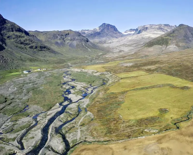 Greenland's Geological Riches: How 4 Billion Years Created Mineral Wealth