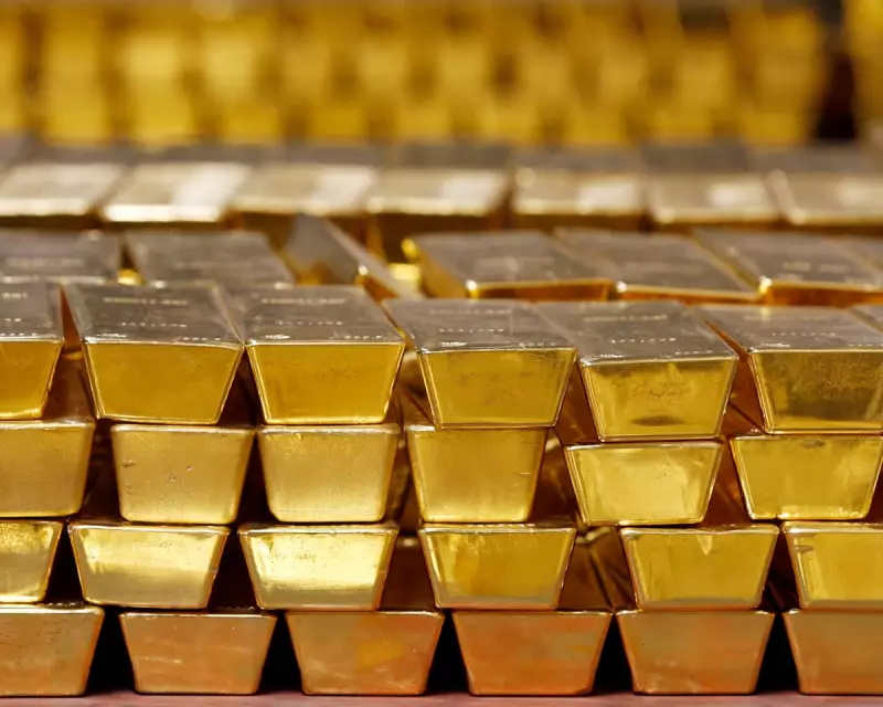Half of Central Banks to Boost Gold Reserves as Dollar's Credibility Wanes
