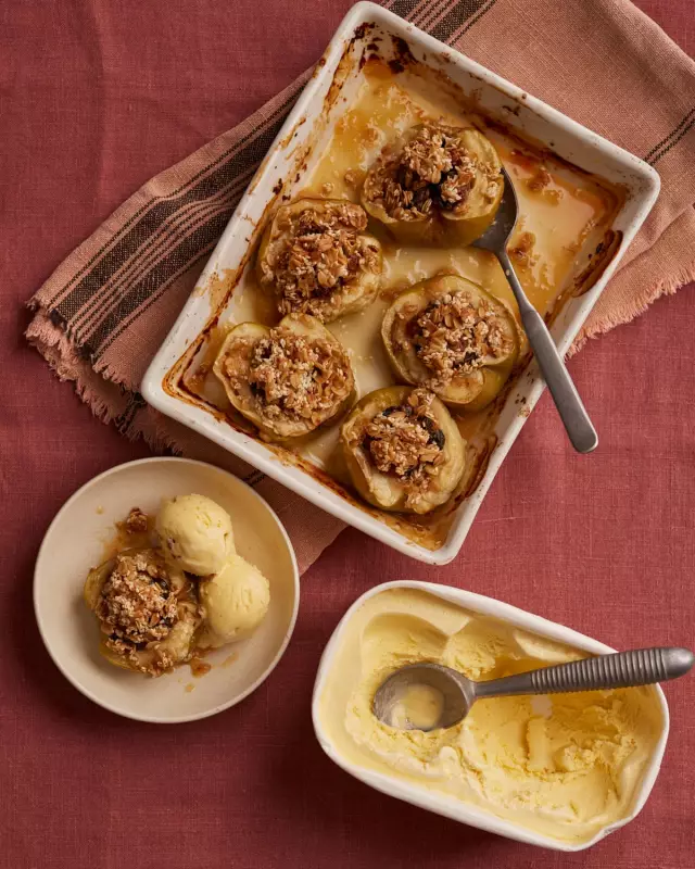 Helen Goh's Vegan Baked Apples: A Wholesome Winter Dessert Recipe
