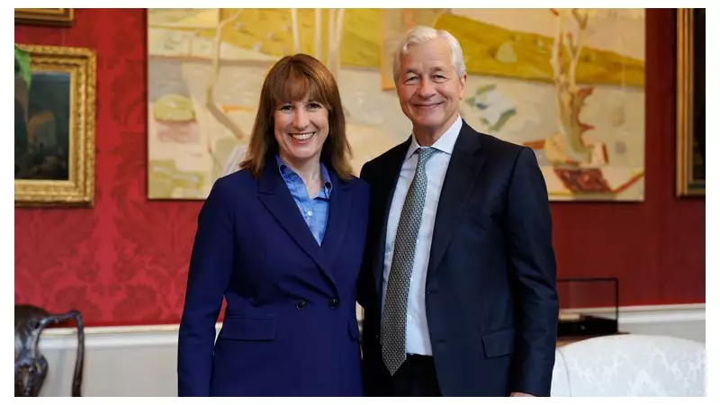 JP Morgan's Jamie Dimon to Host Chancellor Rachel Reeves at Davos 2026