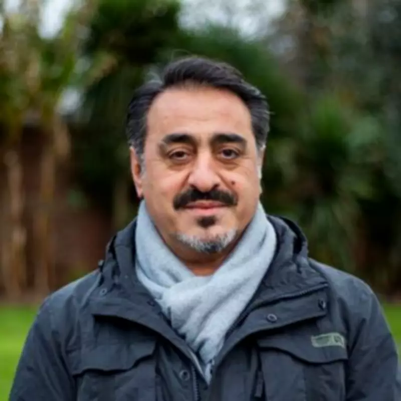 Labour Councillor Quits Party in Dramatic Hackney Council Meeting Walkout