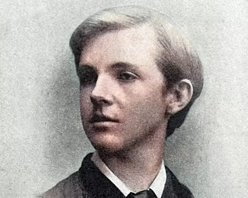 Lionel Johnson's 'Renegade': A 1902 Poem's Stark Warning for Modern Britain