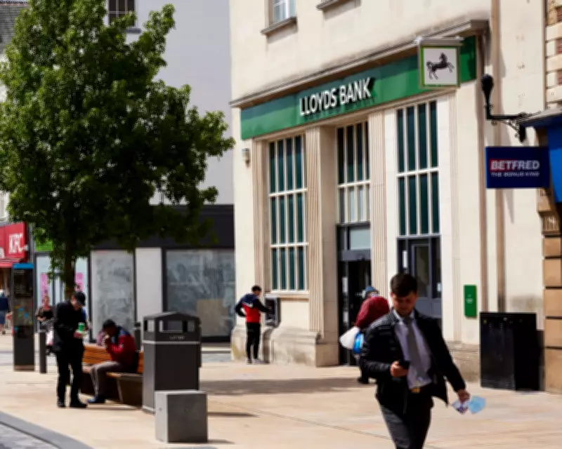 Lloyds CEO Warns Bankers Must Reskill as AI Transforms Financial Services