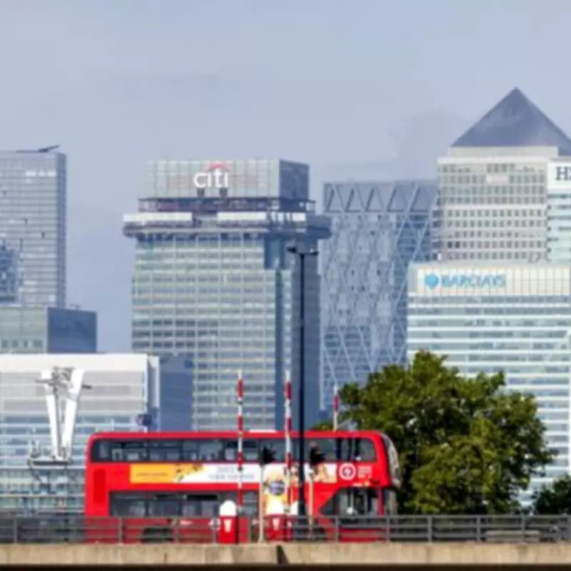 London Bus Driver Sacked After Thief Confrontation Sparks Public Outcry