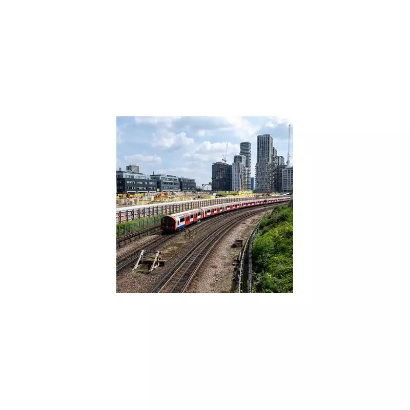 London Travel Chaos: Tube, Overground & Bus Strikes Hit This Weekend