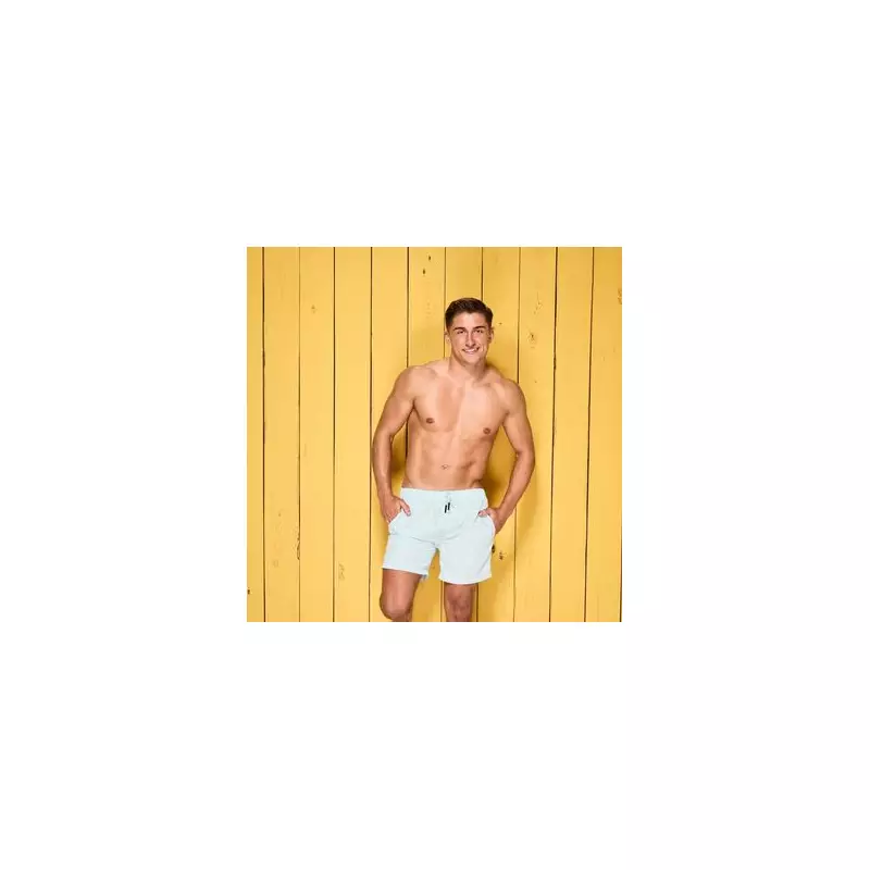 Love Island's Sean Stone Drops Sweet Chat-Up Lines After Mum's 'Ick' Warning