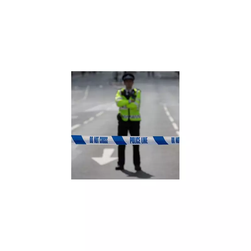 Man, 38, stabbed in Tooting early hours, police hunt attacker