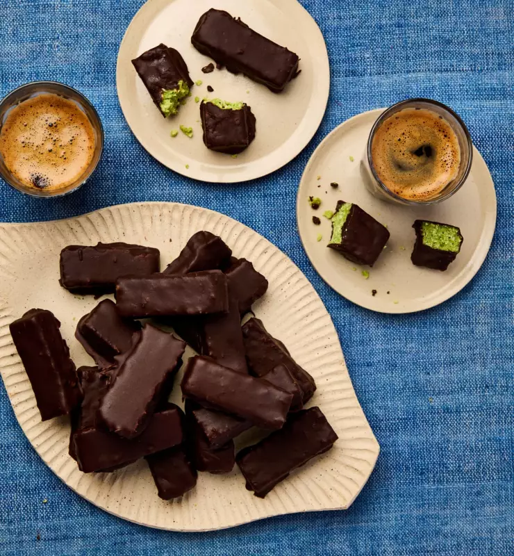 Melissa Hemsley's Healthy Sweet Treats: Bounty Bars, Savoury Granola, Flapjacks