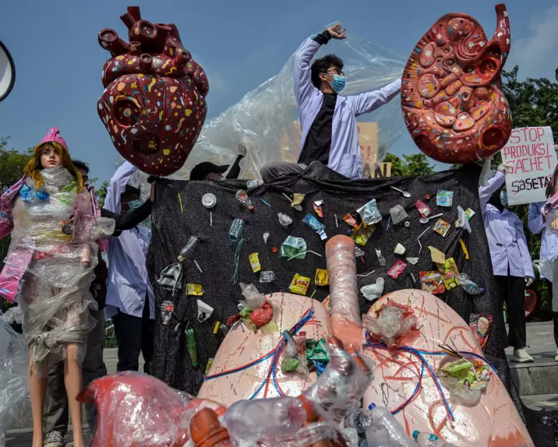 Microplastics Health Debate: Scientists Urged to Unite in 'Ozone Moment'