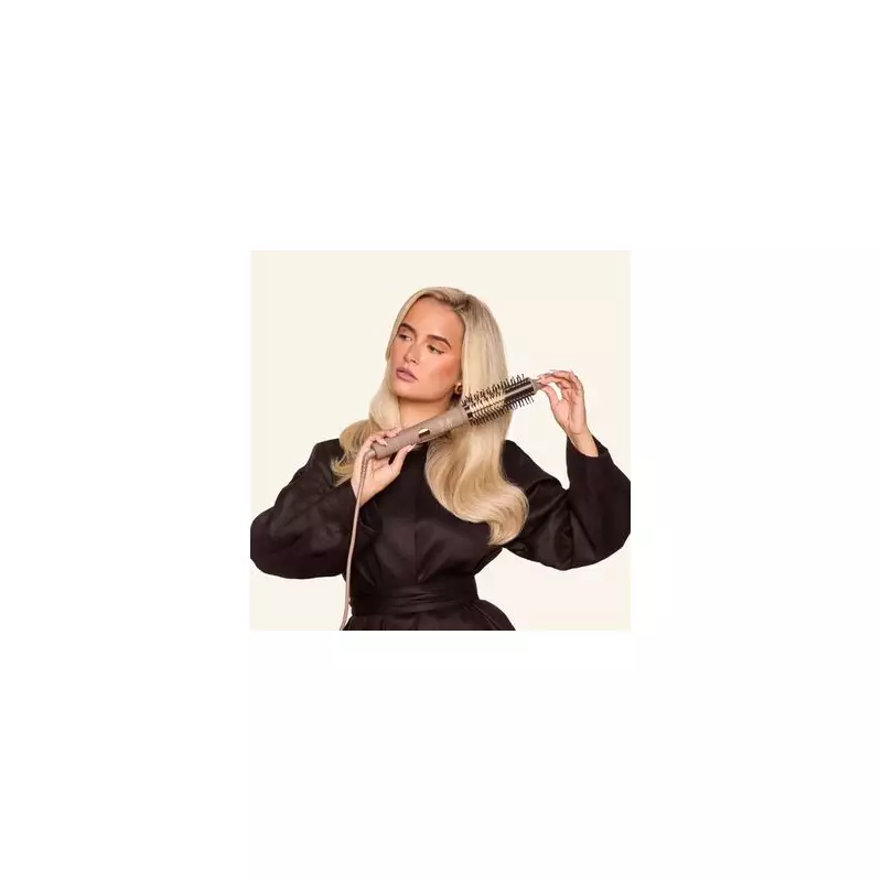 Molly-Mae's Hot Brush £23 Off: 'Perfect' for Salon-Worthy Blow Dry at Home