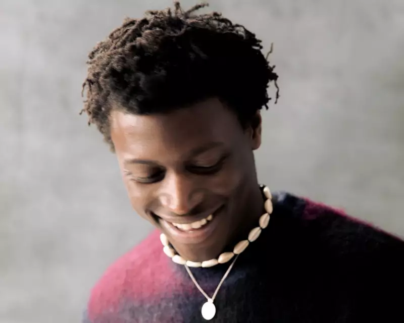 Mon Rovîa: From Liberian War to Folk-Pop Stardom