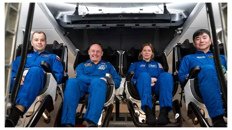 NASA Considers Early ISS Crew Return Over Medical Issue