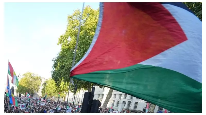 Oxford Student Denies Racial Hatred Charge at Palestine Protest