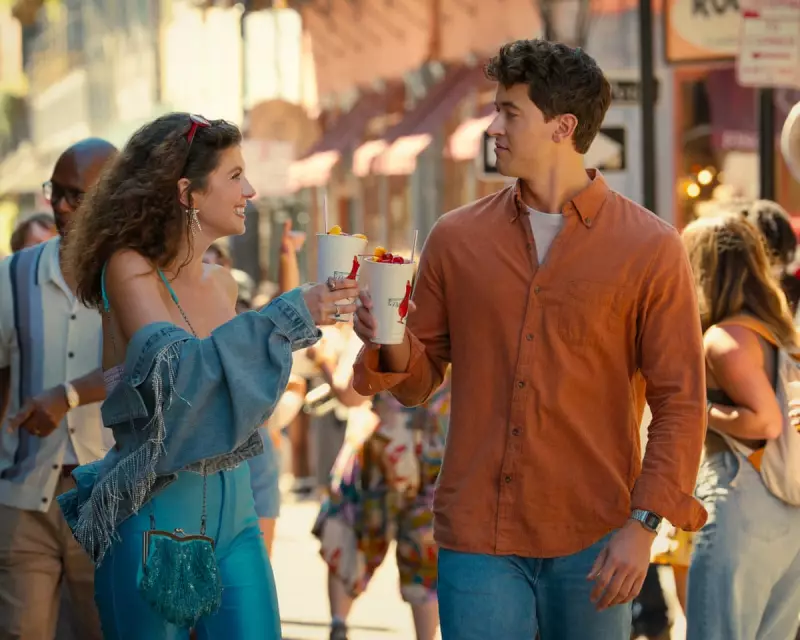People We Meet on Vacation Review: Netflix's Romcom is a Dull Journey