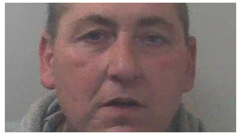 Police hunt for robber Michael Dunn after absconding from Kent open prison