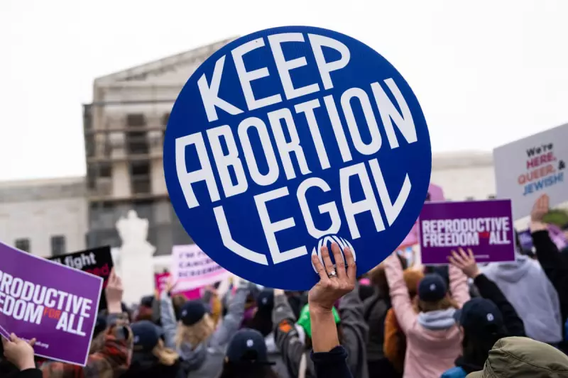 Poll Shock: Abortion Rights Slip as Top Priority for US Democrats Ahead of 2026