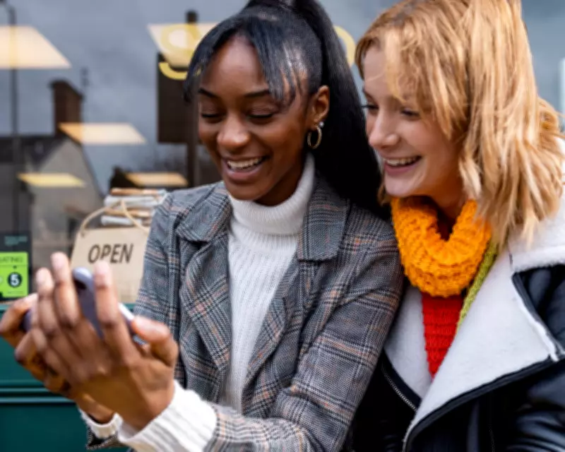 Referral Rewards: How to Earn Cash and Perks by Recommending Services