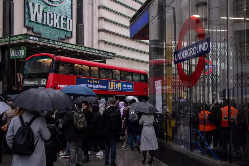 Severe Delays Hit Multiple Tube Lines: Elizabeth, Piccadilly, Metropolitan & Bakerloo Affected