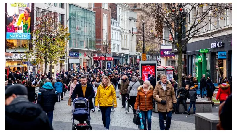 UK Retail Sales Surge in December Driven by Gold and Silver Purchases
