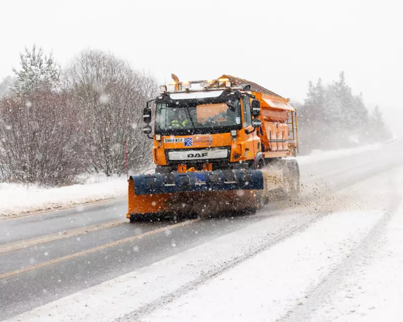UK weather: 30cm of snow hits Scotland, schools close and travel chaos looms