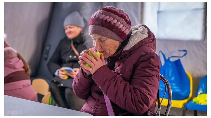 Ukrainians Endure -15C Freeze as Russia Strikes Energy Grid