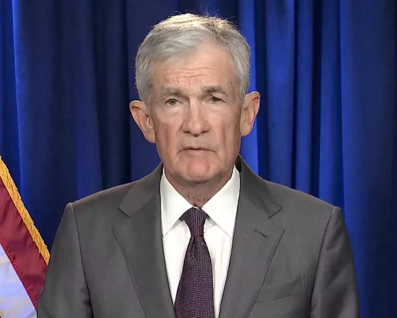 US Dollar Slips 0.2% as Powell Probe Sparks Fed Independence Fears