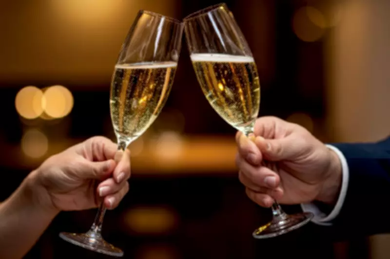 Valentine's Wine Guide: London Dining, Country Escapes & Home Sips