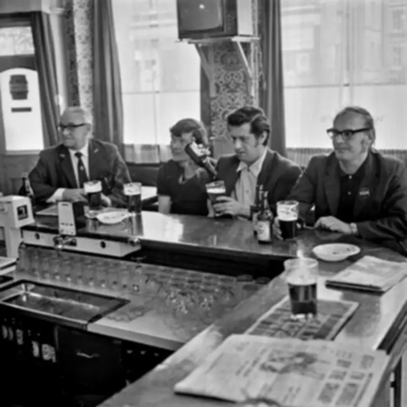 Vintage London Pub Photos: A Nostalgic Look at 70s-90s Community Hubs