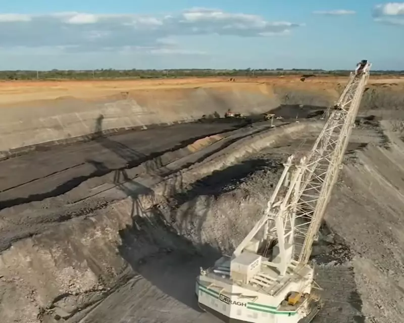 Worker Missing After Queensland Mine Collapse, Could Be Trapped 1km Down