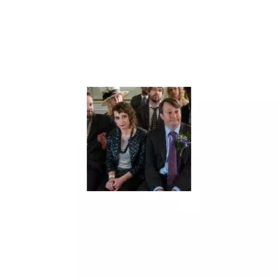 5 Ultimate Comfort TV Shows to Binge This Weekend After New Year's