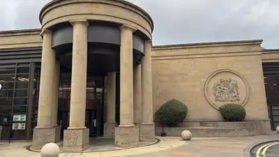 Chainsaw-wielding man jailed for 10 years after chasing Paisley police officer