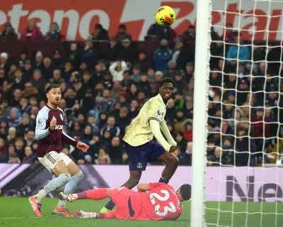 Everton Stun Aston Villa 1-0 as Barry Pounces on Martinez Error