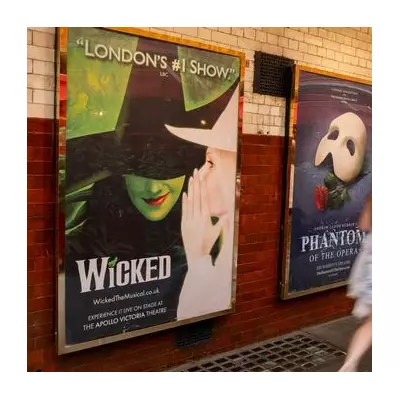 Expert's January Warning: Avoid These Theatre Ticket Mistakes in London