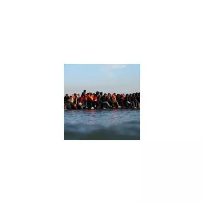 France bans 10 UK far-right activists for migrant boat attacks