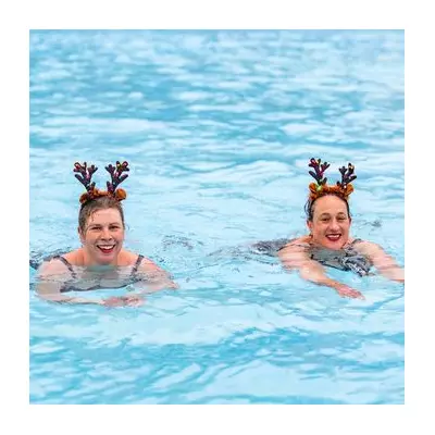 Londoners to brave icy waters at Tooting Bec Lido for Crisis charity 'Icebreaker'