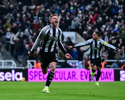 Premier League's Wild Midweek: Record Goals, Red Cards & Tributes