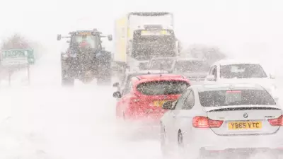 UK Blizzard Alert: Amber Warnings Disrupt Return to Work and School