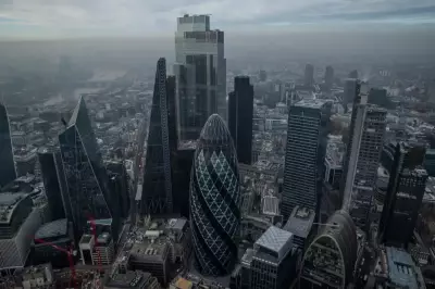 UK Jobseeker Numbers Rise Sharply in December Labour Market Setback