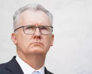 Australian Government Cancels Visa of Jewish Influencer Over Hate Speech