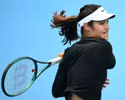 Emma Raducanu Ends Win Drought with Resilient Victory at Hobart International