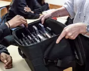 France Moves to Ban Social Media for Under-15s in Landmark Legislation