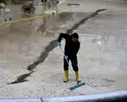 Friday's Global Snapshot: Trevi Fountain Fees, Gaza Mourning & Melbourne Heat