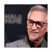 Gary Lineker Urges Arsenal to Sign £81m Julian Alvarez After Man Utd Defeat